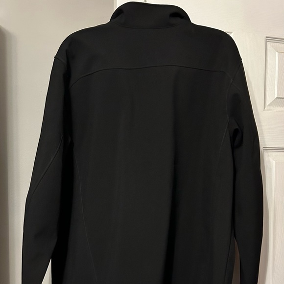 EDDIE BAUER - Picture 2 of 3